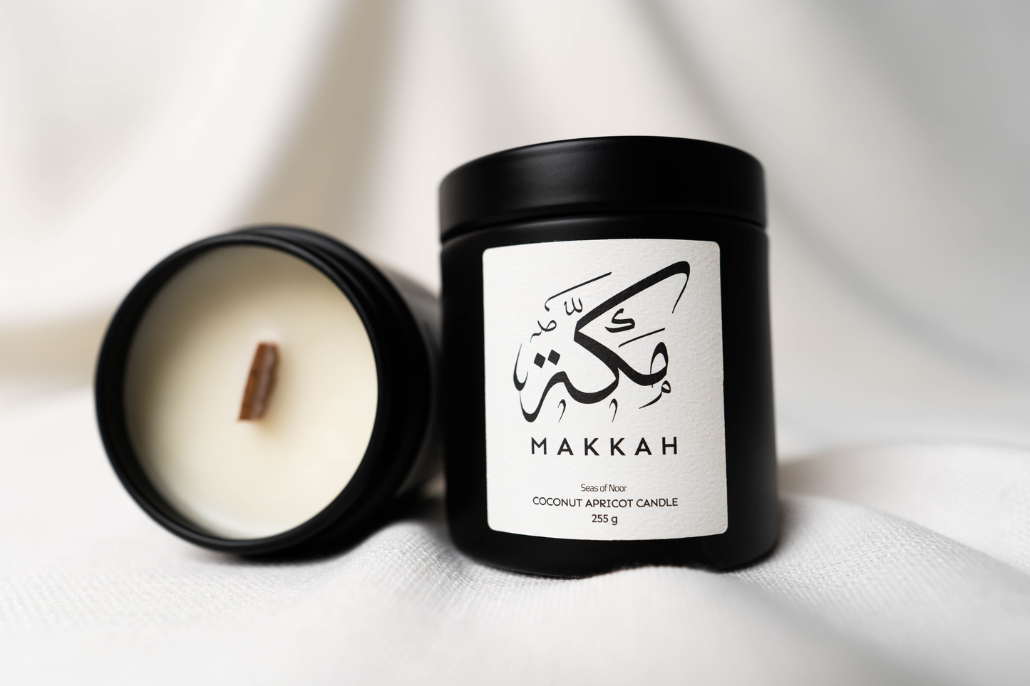 Makkah Scented Crackling Wood Candle