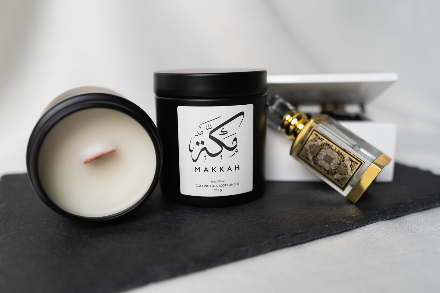 Makkah Scented Crackling Wood Candle